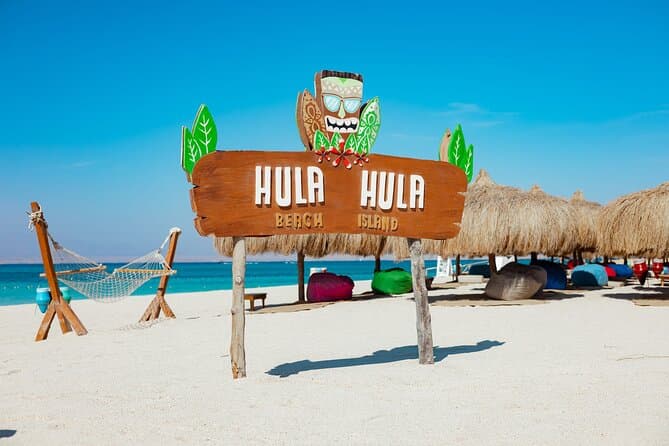 Hola Hola Beach
